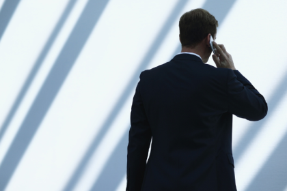 Hebron Costa Cruz de Oliveira explica como o compliance empresarial garante transparência e segurança nas organizações.