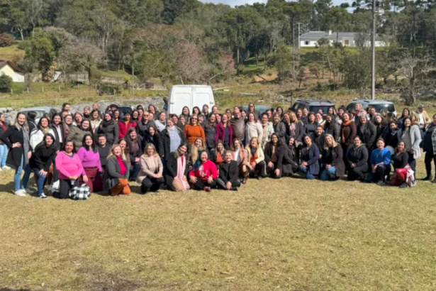 A Sigma Educação e Tecnologia Ltda explica como projetos educacionais podem incorporar a sustentabilidade de maneira prática e interdisciplinar.